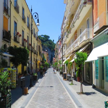Appartamento Corso Italia 38 C Sorrento Luaran gambar